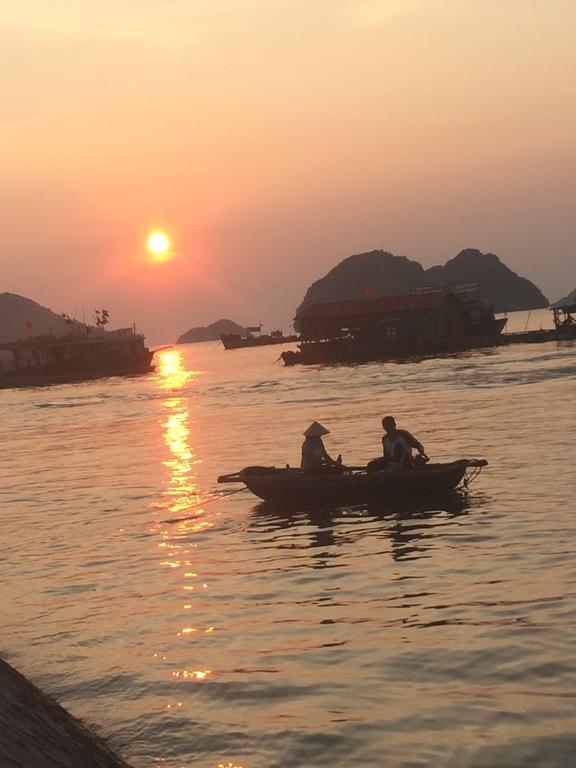 Thanh Tung Hotel Cat Ba Island ภายนอก รูปภาพ